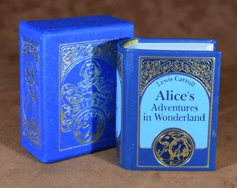Alice's Adventures in Wonderland by Lewis Carroll Miniature Book