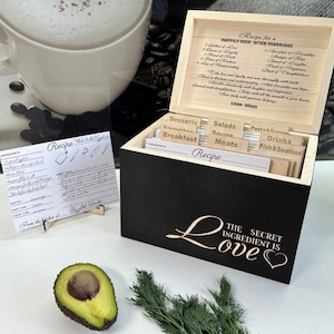 Kit boîte à recettes gravée avec intercalaires et cartes - Souvenir de famille unique pour pendaison de crémaillère ou fête des mères 5 x 7 feuilles