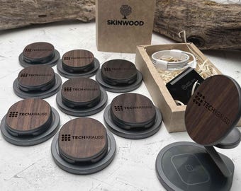 Custom logo engraving Wooden Wireless Charger Docking Station tech accessories Corporate gifts with business gift Gift for boss Custom photo