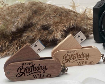 Personalized wooden USB drive, USB for Photographers, Engraved with logo or text This set is available in walnut or maple wood