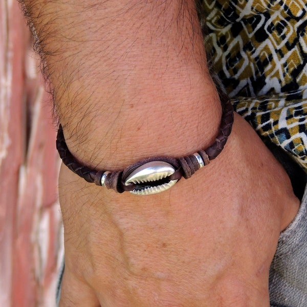 Lederarmband mit Muschel, Surferarmband, Lederarmbänder für Männer, Strandschmuck