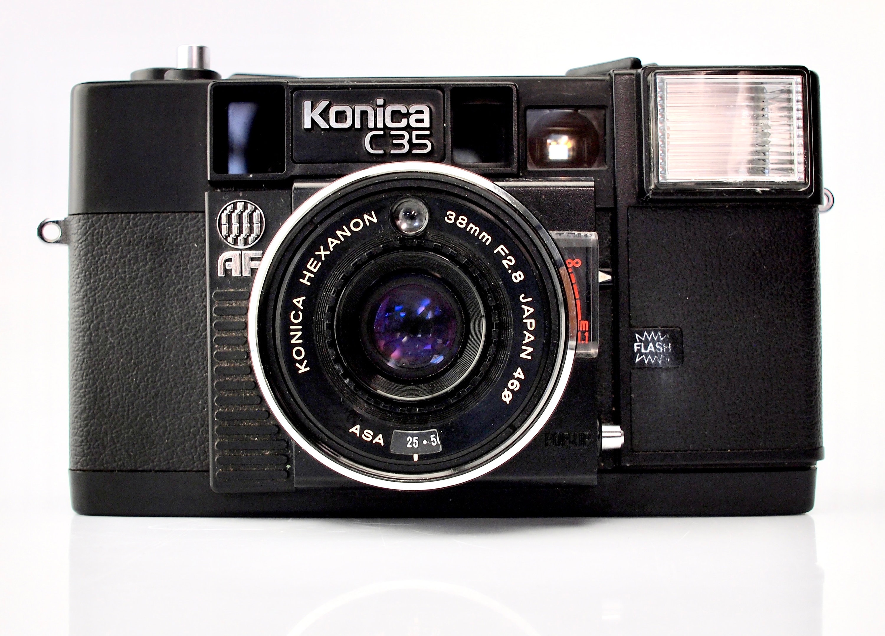 【ジャンク】 KONICA C35AF/EF YASHICA AUTOFocus Konica C35 AF Point and Shoot Auto-focus 35mm Film Camera