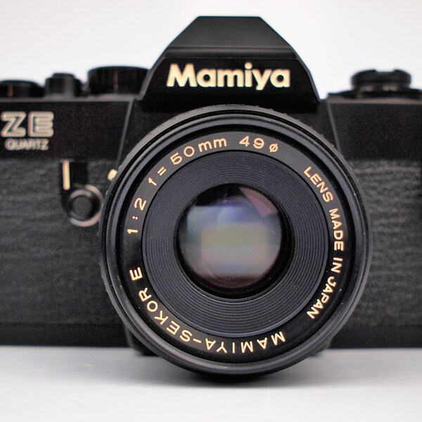 Near Mint Mamiya ZE Quartz 35mm Film Camera (Pentax Me... NO way better) + Mamiya Sekor 50mm f2 Prime Lens + Neck Strap - Film Tested