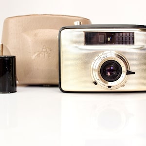 Serviced Welta Penti German HALF FRAME 35mm Film Camera Meyer Optik Domiplan 30mm f3.5 + 2 Cassettes + Premium Camera Case Strap Film Tested