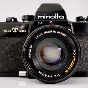 Black Minolta SRT 100 SLR 35mm Film Camera + Minolta Rokkor-X 50mm f2 Prime Lens + New Battery - Film Tested - Excellent - Free Shipping