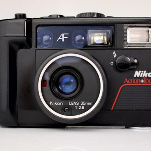 Nikon Action Touch L35AW 35mm Point and Shoot Underwater