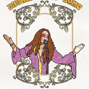 Puede incluir: Una ilustración de estilo vintage de Jackie Jormp-Jomp actuando en directo en Woodstock. La imagen muestra a una mujer con el pelo largo y rojo cantando en un micrófono, vestida con una túnica de estampado rosa y amarillo. El fondo es un marco decorativo con diseños florales.