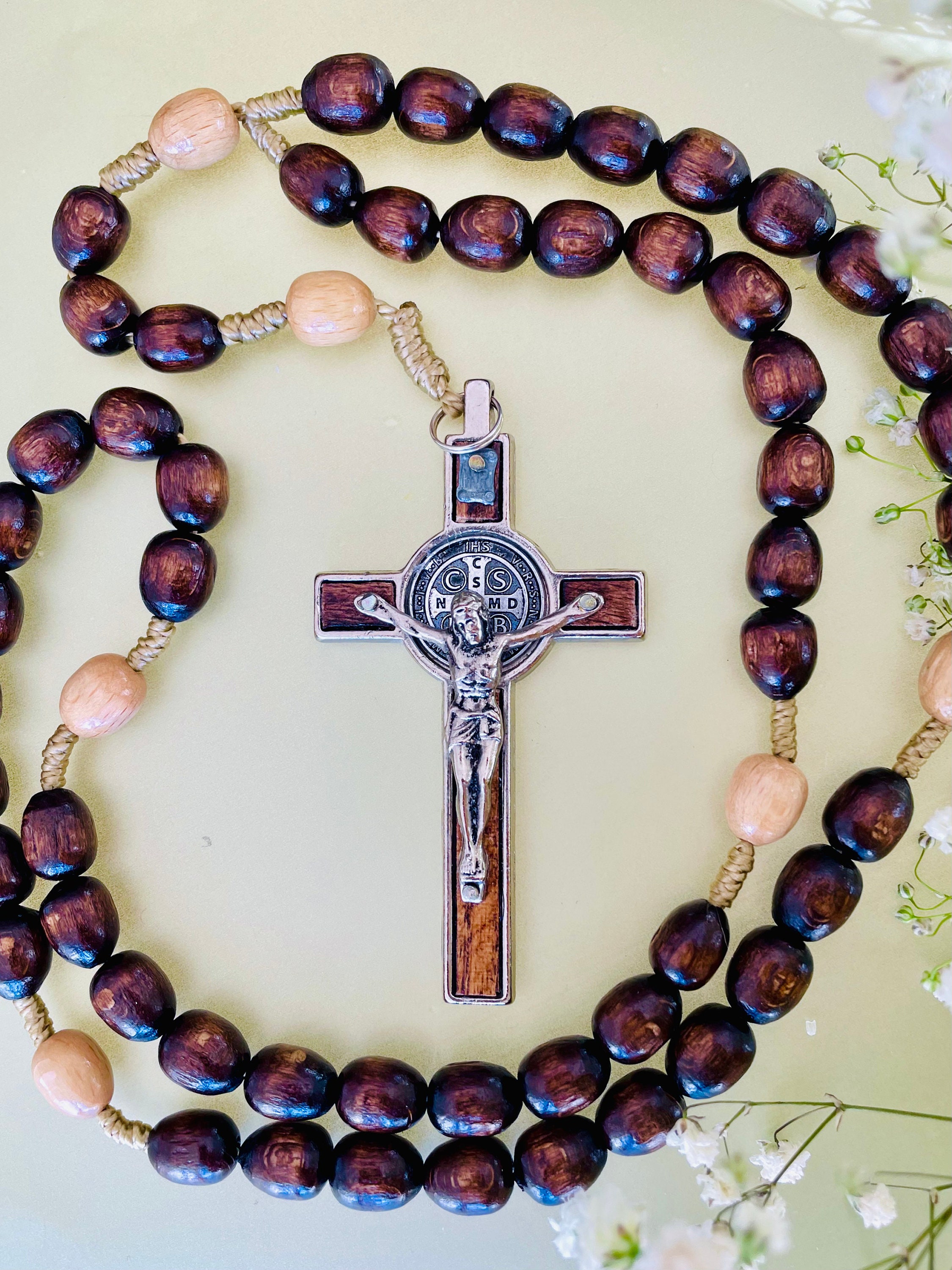 Collana Rosario Legno TenaLucy 2 Pezzi Collana Rosario Cattolico In Legno Con Croce E Medaglia Di Gesù E San Benedetto Rosario Con Croce E Medaglia San Benedetto