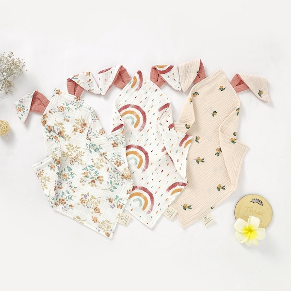 Tiny Alpaca | Organic Cotton Security Blanket  | 30x30CM | Gender Neutral | Baby Blanket | Baby Shower Gift |