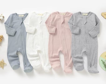 Kleine alpaca | Biologisch katoenen pasgeboren slaappakje | 0-2 jaar | Geslachtsneutraal | Babykleding | Kraamcadeau |