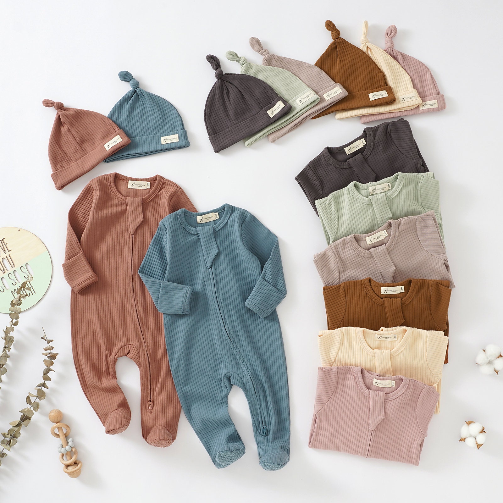 Tiny Alpaca Organic Cotton Newborn Sleepsuit and Hat Set 0-2 Years