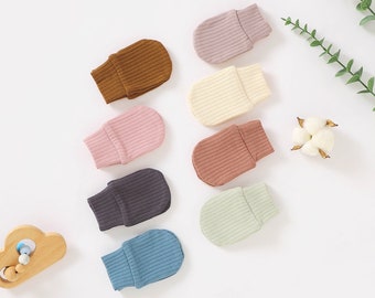 Tiny Alpaca | Organic Cotton Newborn Ribbed Mittens  | 0-6 Months | Gender Neutral | Baby mittens | Baby Shower Gift | 1 Pair