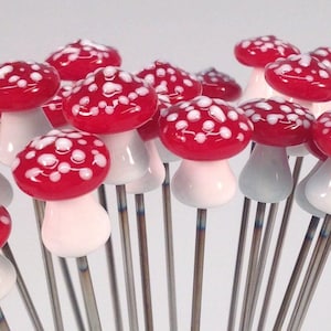 Une pipe en verre champignon rouge, bol de poker, pieu végétal, outil pour pipe, accessoire pour fumeur, cure-pipe, alésoir Pokeys ! Amanite