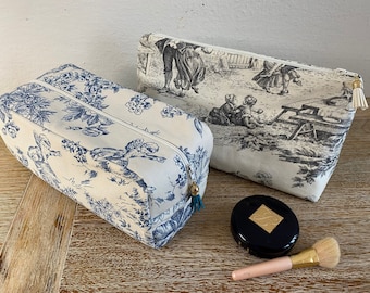 Trousse de toilette "toile de Jouy" 2 formes et 5 couleurs au choix