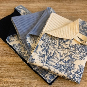 Toile de Jouy and honeycomb tea towel 2 sizes Bleu/ Ecru