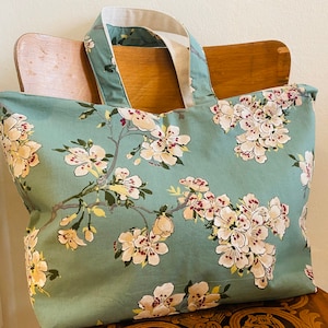 Trapeztasche "Jade Prunus"