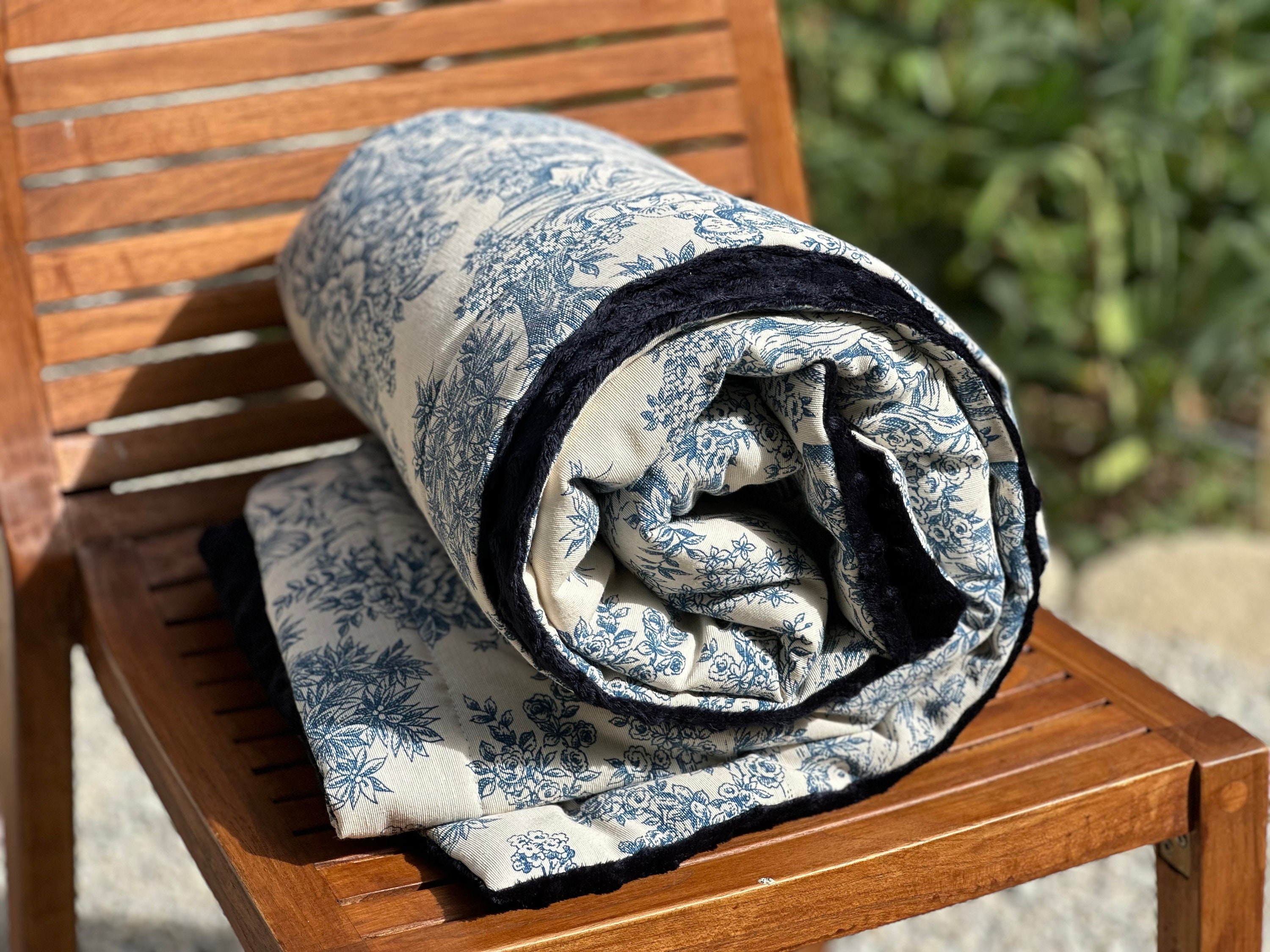 Blue or black “toile de Jouy” plaid, bed end or bedspread 14 sizes with optional matching pillowcase