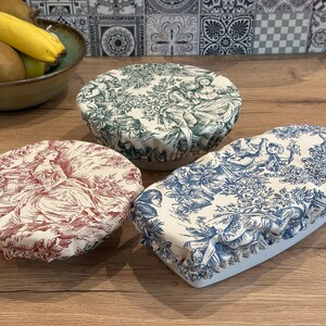 Charlotte Lebensmittelabdeckung in 5 Größen, Muster "Toile de Jouy", gefüttert mit lebensmittelechtem PUL.