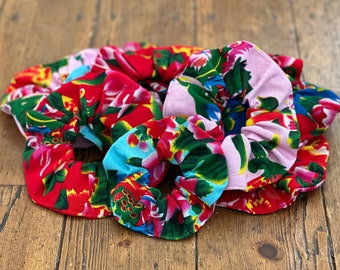 Cotton scrunchie “peonies” 2 sizes and 4 colors to choose from