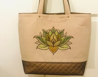 Yoga bag Weekender bag Shopping bag Beach bag Handmade cotton bag with imitation leather and machine embroidery