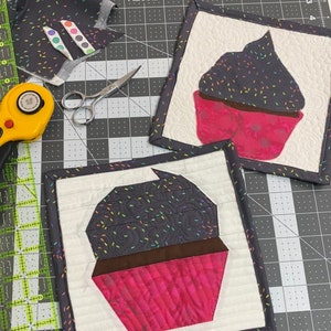 Cupcake Block PDF Mini Quilt Pattern with Foundation Paper Piecing and Applique Templates