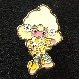 Lemon Meringue Brooch Pin ~ Vintage 1981 ~ © American Greeting Cards from Strawberry Shortcake Collection