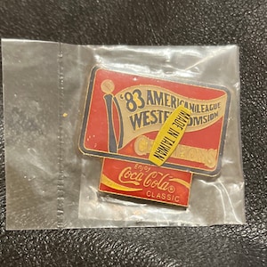1983 American League Western Division MLB Collector&#39;s Pin ~ Coca Cola ~ Vintage