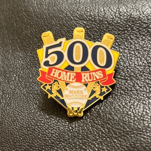 Mark McGwire Vintage MLB Lapel Pin ~ 500 Home Runs ~ St Louis Cardinals~ Major League Baseball