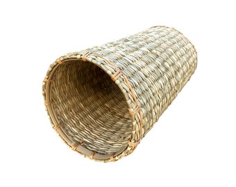Woven Seagrass Tunnel - For Rats, Piggies etc. - Small - 5" diameter x 11" long