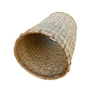 Woven Seagrass Tunnel - Perfect for Bigger Guinea Pigs, Dwarf Bunnies etc. - Medium - 8" x 11"