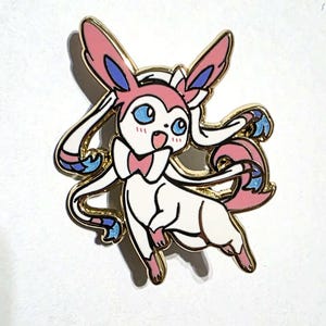 Sylveon Enamel Pin