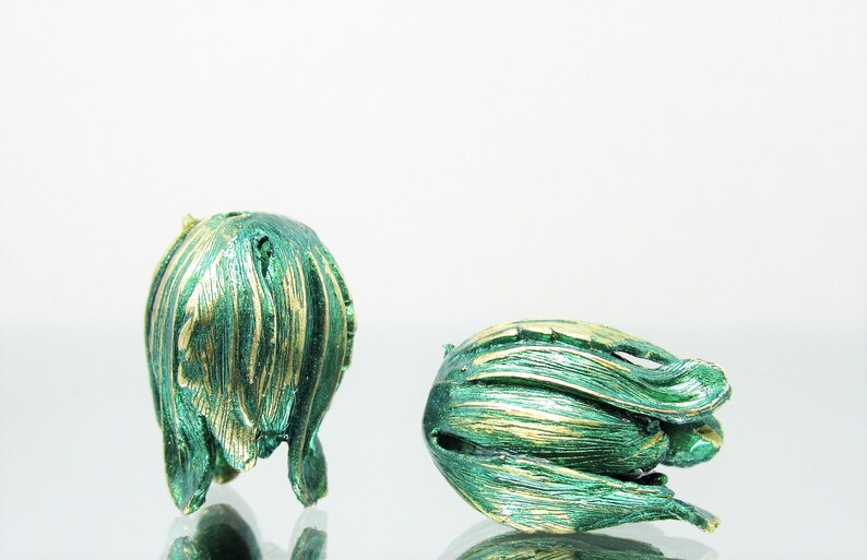 2 pc 2 pcs Summer Green Brass BeadsBead Caps