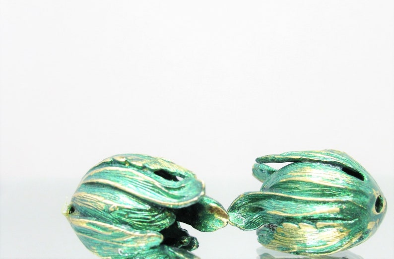 2 pc 2 pcs Summer Green Brass BeadsBead Caps