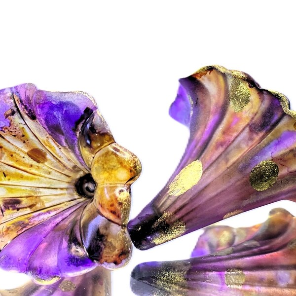 NEW in Studio: X-Large Ruffled Lily Lucite Flower Beads (2 pcs)-Frosted