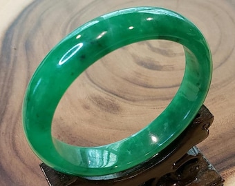 Certified Jadeite, Vintage Bangle Bracelet, Icy, Glassy, Highly Translucent Emerald Green Jade, 62.4 mm, 100% Real Natural Untreated Grade A