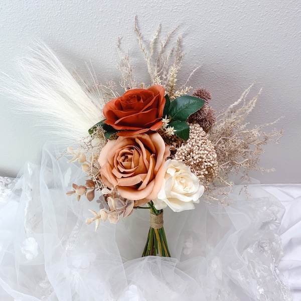 Burnt orange ,pampas bouquet,bridesmaids bouquets ,flower girl Bouquet ,fall wedding, wedding decorations,home decorations