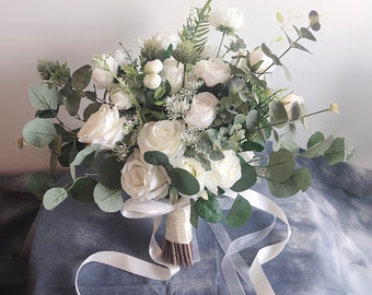 White & Greenery Bouquet, Wedding Bouquet, Boho Bouquets, Bridal Bridesmaids Bouquet, Spring Wedding Bouquet, Baby’sBreath,Rose,Eucalyptus