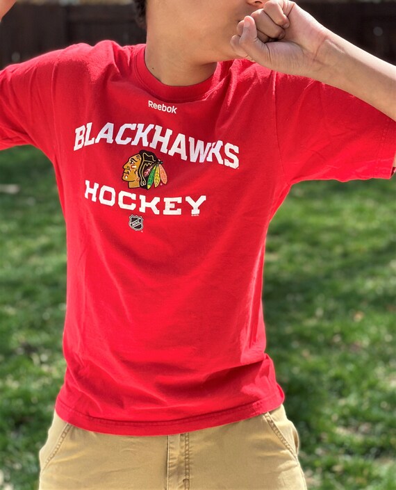 blackhawks hockey t shirt