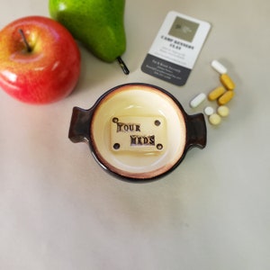 Keramik Medikamente Spender Pillenbox Meds Dispenser Pillenhalter Vitaminschale
