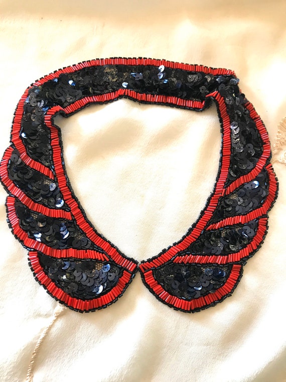 1930s Black & Red Art Deco Collar