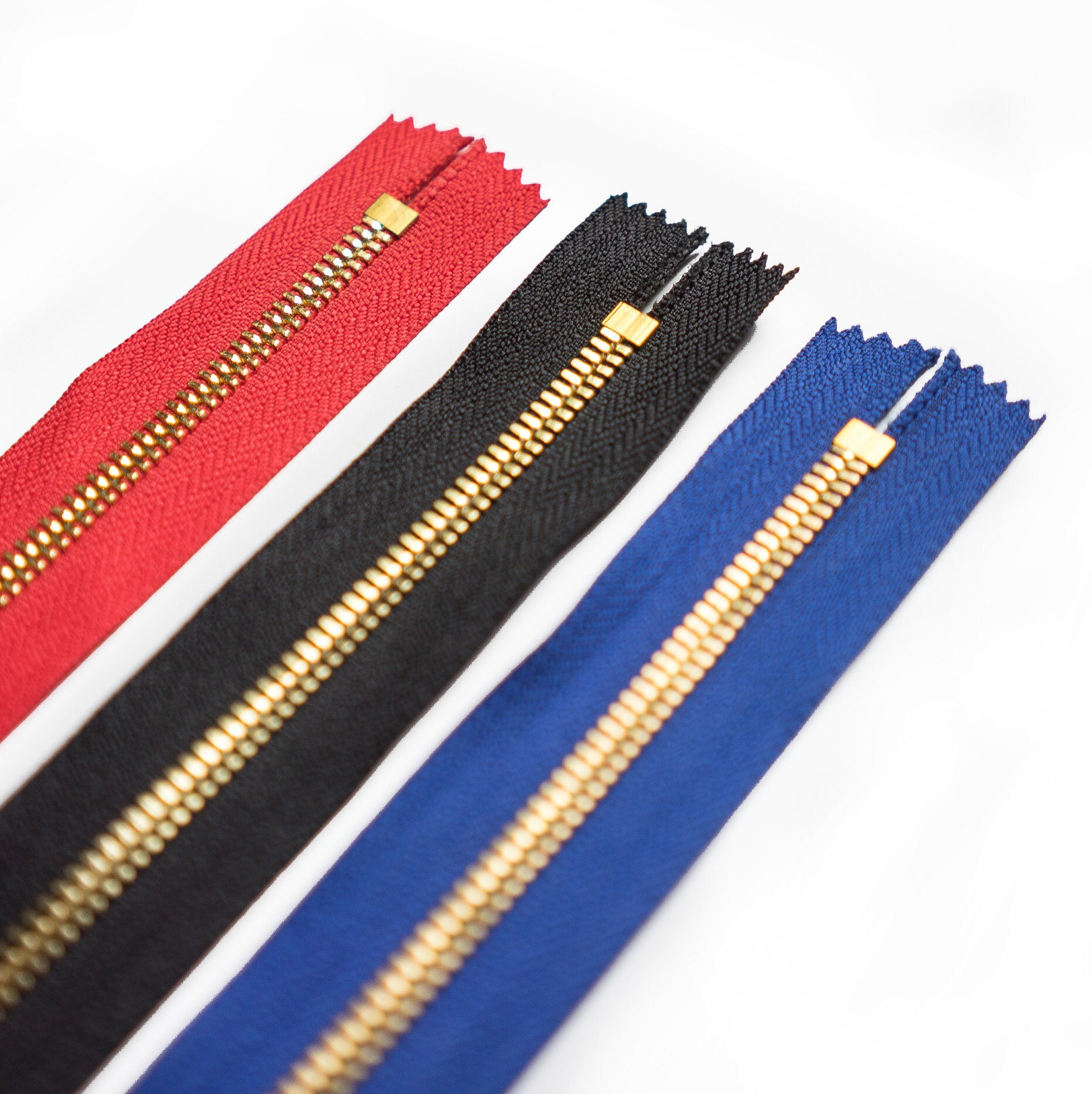 Premium Gold Metal Zipper With Pull Made in USA Pack of 3 Black, Royal