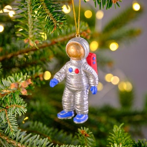 Novelty Christmas Tree Astronaut/Spaceman/Space Traveller/Nasa Ornament/Bauble/Decoration/Figurine - Hanging Decoration