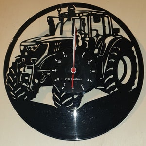 Tractor version 1 recent vinyl clock pattern in DXF format for laser cutting or cnc machining