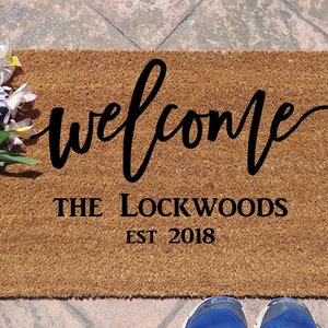 Welcome with your custom name personalised door mat, housewarming gift, last name doormat, closing gift, wedding gift, Welcome mat