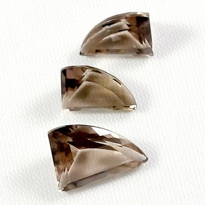 3 Stück, 8,80 Karat natürliche Rauchquarz Edelstein Phantasie Form geschnitten Stein Schmuck machen lose Edelstein Größe 13x9x6mm bis 11x7x6mm