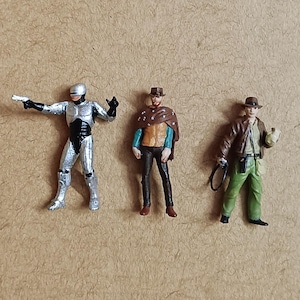 Schaal 1:64 1/32 Tiny Miniatuur Cowboy Robo Filmpersonages Mensen Geschilderd Model Standbeeld Figuur Diorama