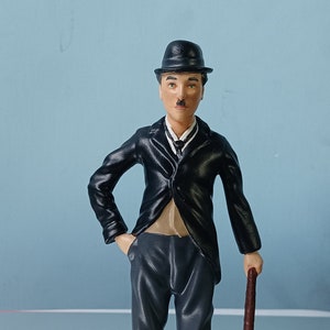 Charlie Chaplin - Maßstab 1:12 1/24 3D Model Figur Bemaltes Unbemaltes Modell Statue Replika Puppe Figur