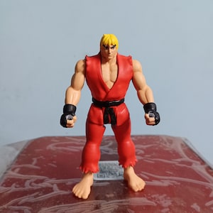 Street Fighter - Articulated 3D Printed Hand Painted Model Statue Figure