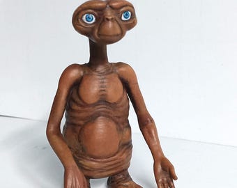 4" Alien Extra Terrestrial ET 3D Printed Painted Model Statue Figure Toy Sci-Fi Collectible