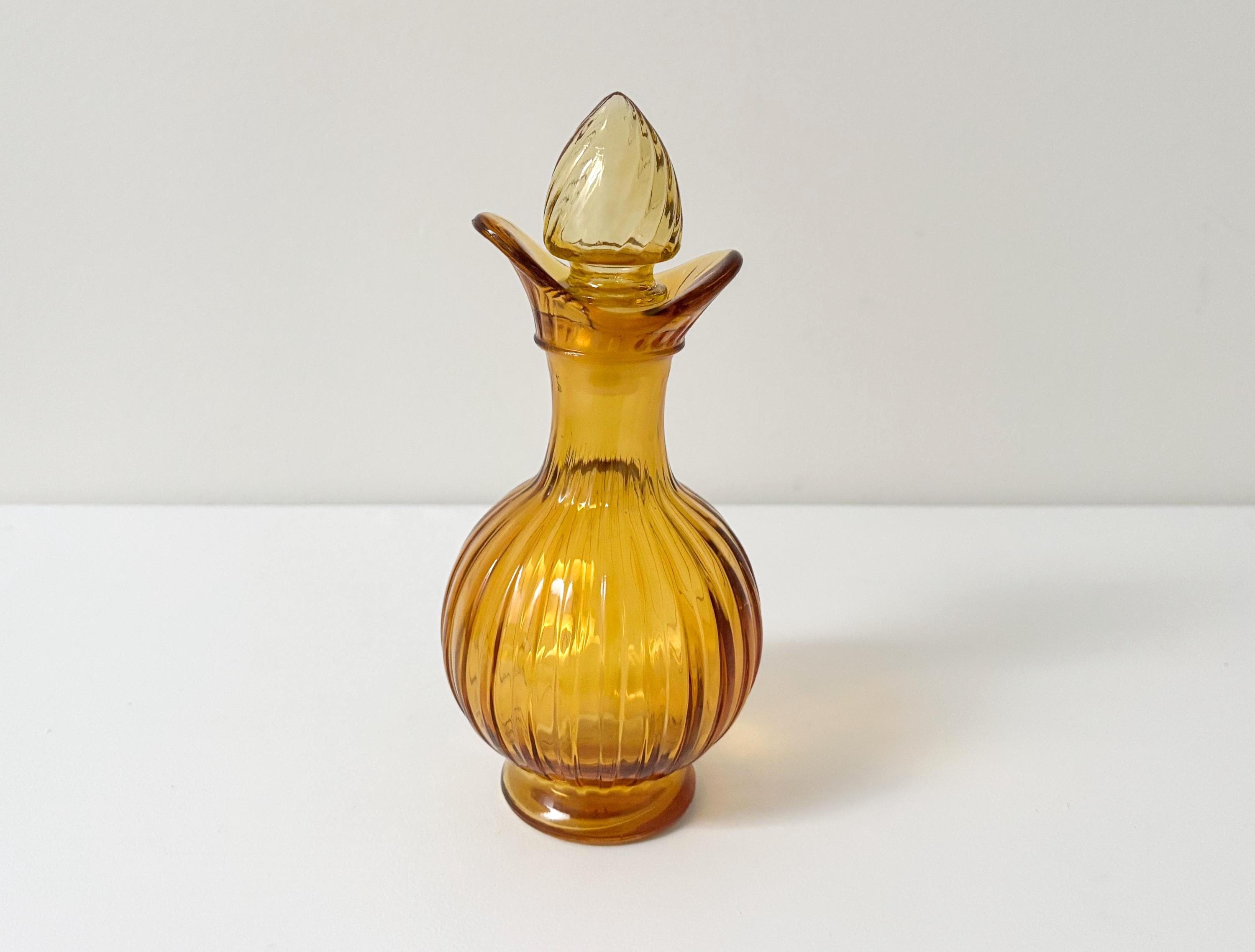 ヴィンテージ かぼちゃ型香水瓶（琥珀色のガラス製、マッチした